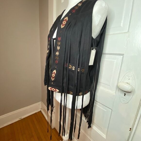 NWTs Romeo + Juliet Couture Fringe Hippie Boho Embroidered Vest Size Small - Picture 6 of 11